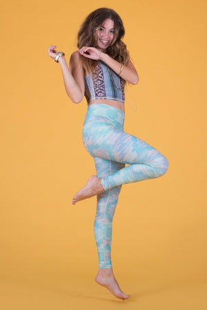 SEA YOGI Southern Cross Blue leggins de Teeki, Tienda de Yoga online, lado derecho