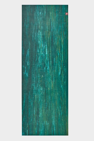 SEA YOGI // Thrive Marbled Ekolite Yoga mat in 4mm by Manduka, full