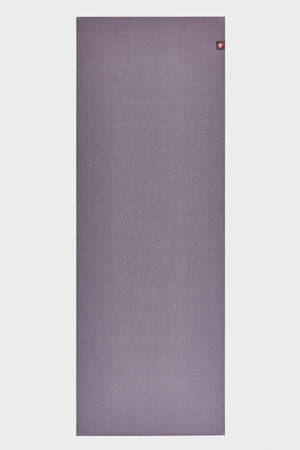 SEA YOGI // Manduka eKO SuperLite Yoga mat, 1kg Hyacinth, full