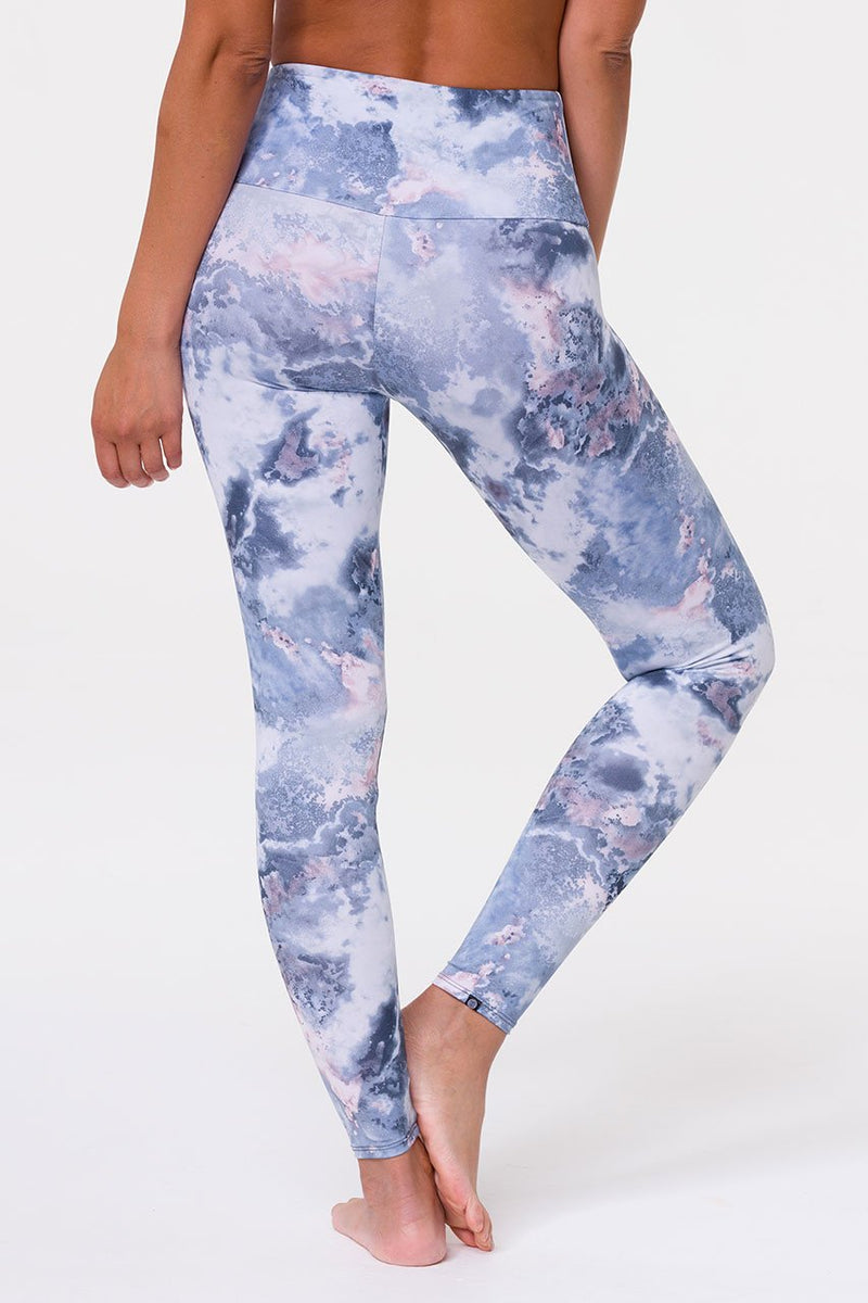 ONZIE // HIGH RISE GRAPHIC LEGGING - DREAMY MARBLE