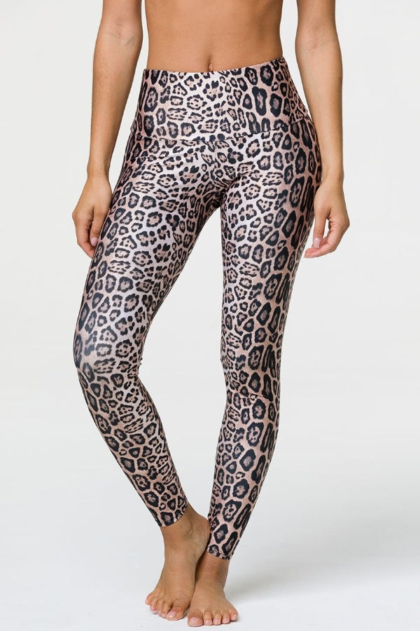 ONZIE // HIGH RISE GRAPHIC LEGGING - LEOPARD