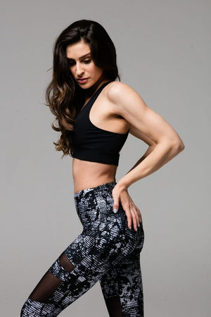 SEA YOGI Stunning bra in Black by Onzie, Yoga Shop in Palma de Mallorca, left