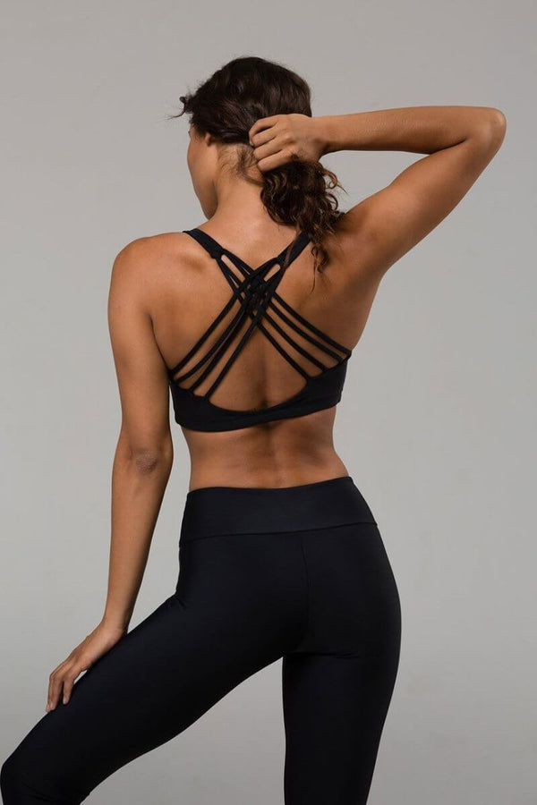 SEA YOGI // Onzie chic Yoga Bra in black, back
