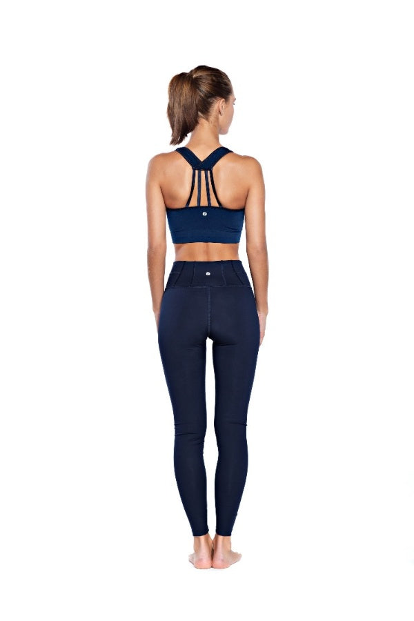 RUN & RELAX // TECH SPORTS BRA - MIDNIGHT BLUE