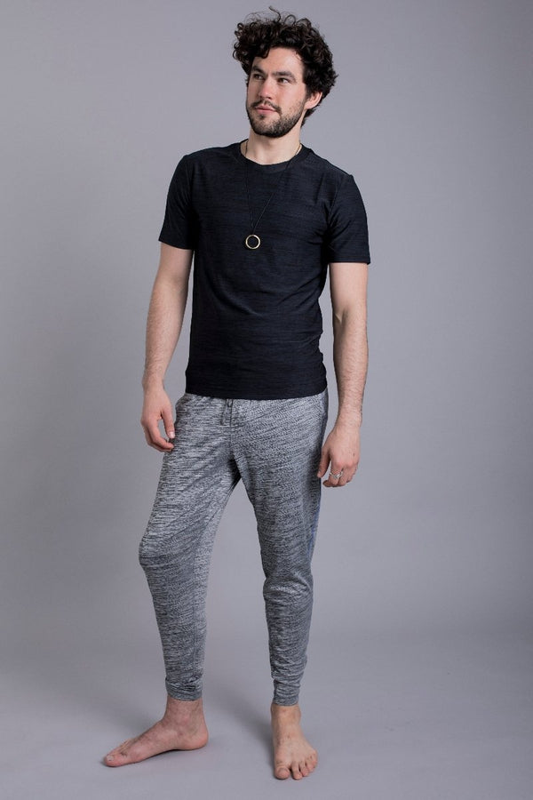 Ropa para sale hacer yoga hombre