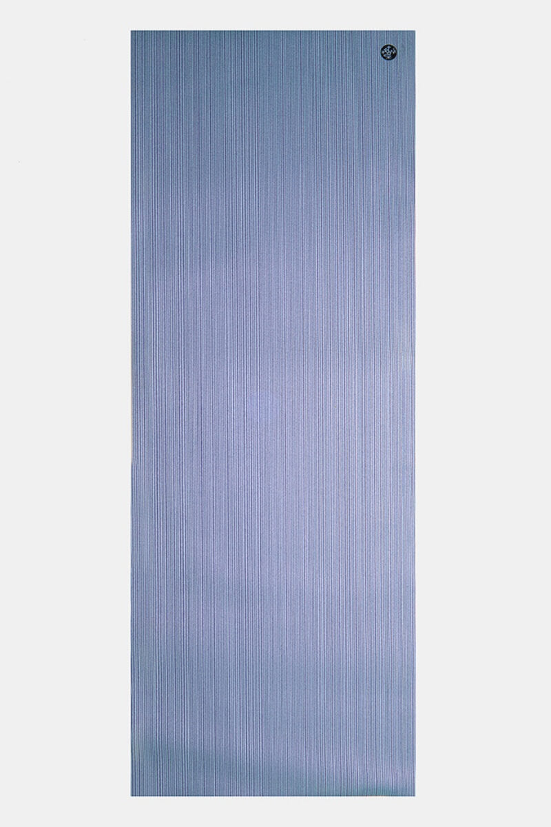 SEA YOGI Transcend PRO Yoga Mat from Manduka - flat lay - sprkling blue - Online Yoga shop from Europe