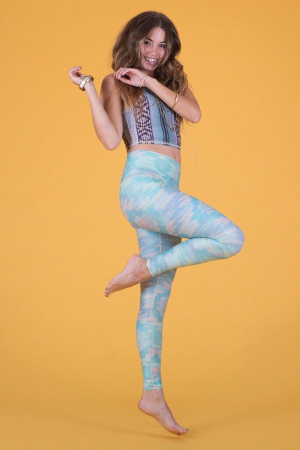 SEA YOGI Southern Cross Blue leggins de Teeki, Tienda de Yoga online, lado derecho