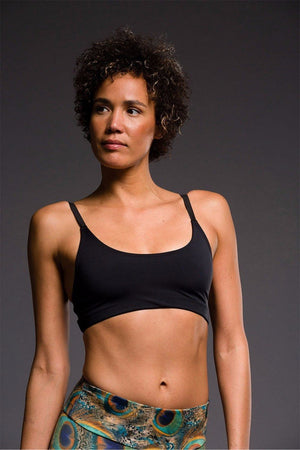 SEA YOGI Elastic Bra in Black by Onzie, Tienda de Yoga Online, front