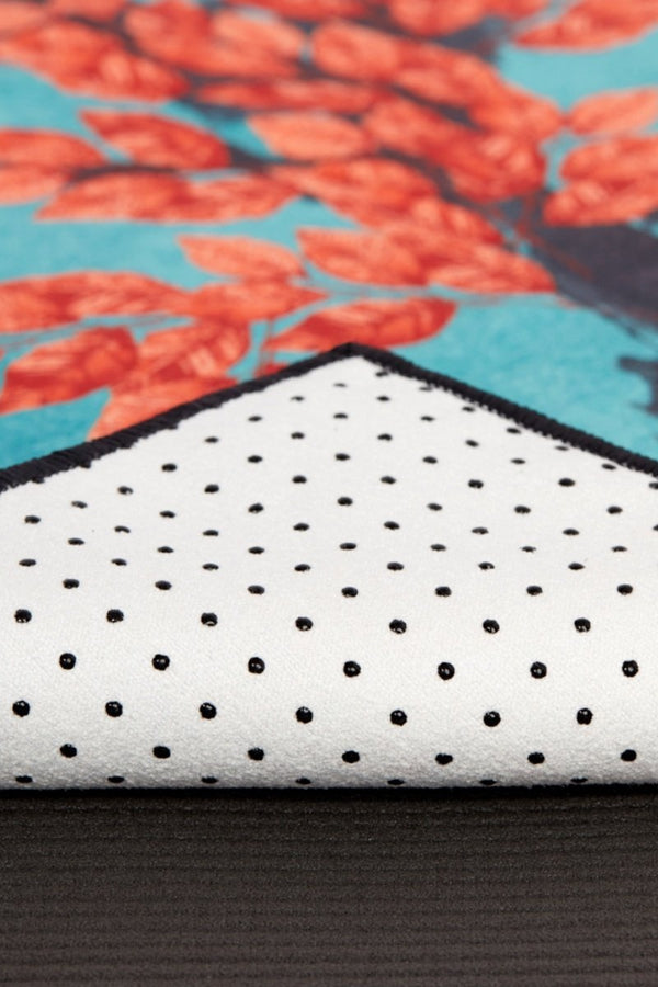 MANDUKA // YOGITOES SKIDLESS MAT TOWEL - VITALITY 2.0